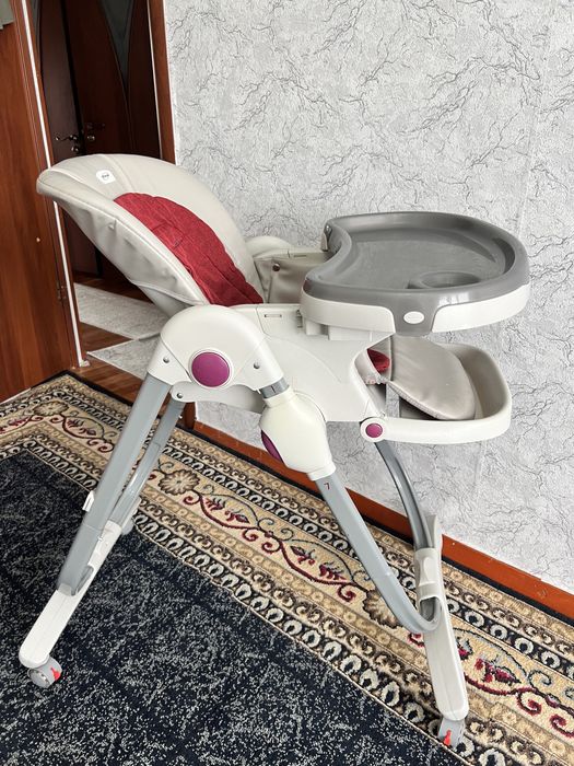 Детский стульчик для кормления