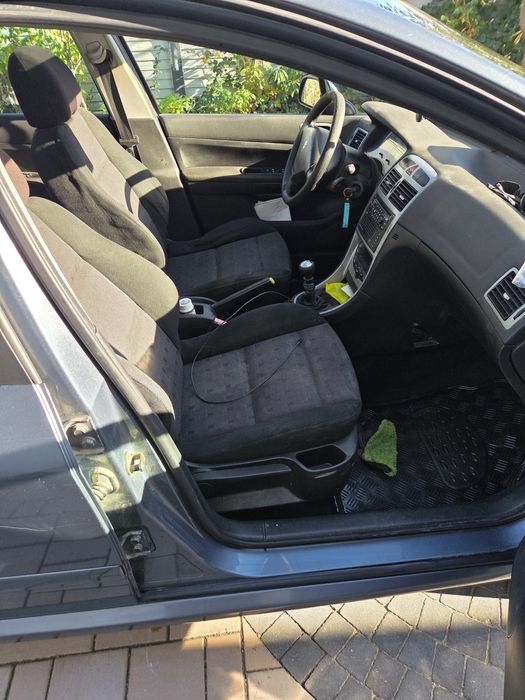 Peugeot 307 SW 7 locuri