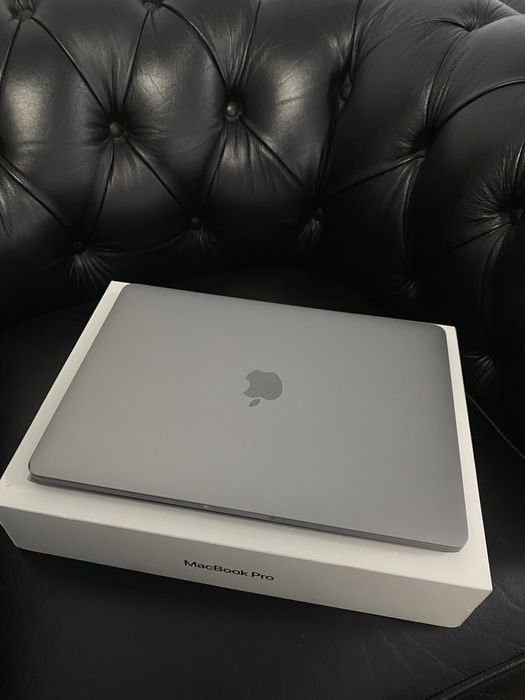 MacBook Pro 13-inch/ M1/ 16 Gb RAM / 256 Gb / Space Gray/ Ca nou