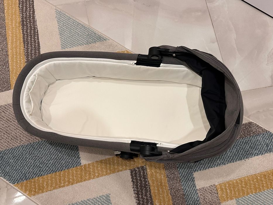 [Намалено] Кош за новородено (зимен) Cybex Cot S (Balios S)