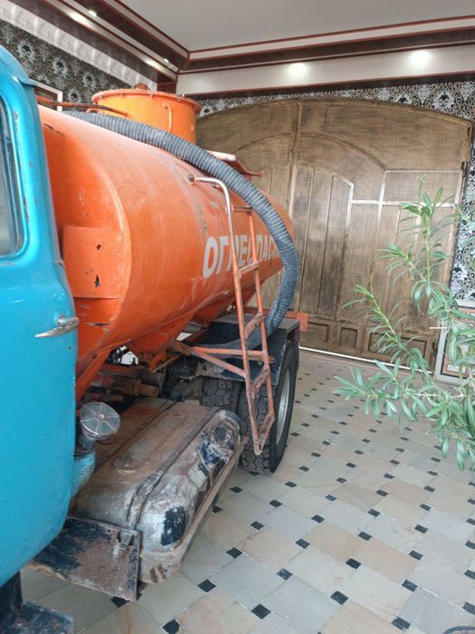 Benzavoz Gaz 53 sotiladi