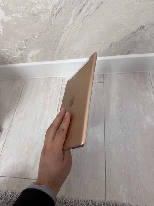 Ipad 7 симкарта тушади