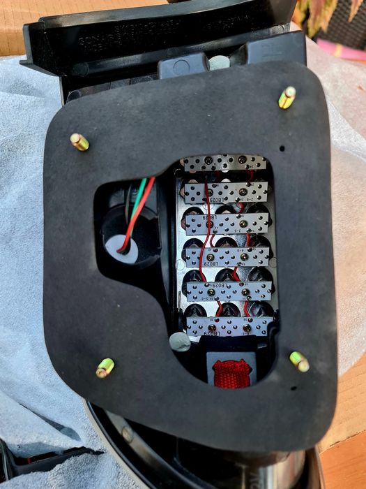 Set lampă si triple stopuri Honda Civic sedan 1996-2000. Nou