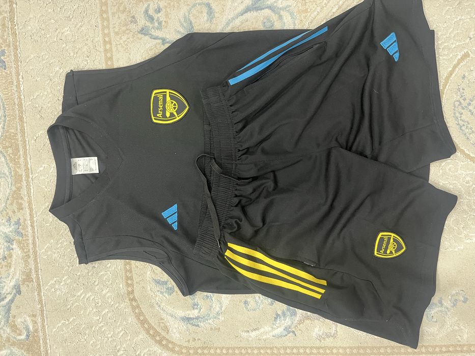 Футболный форма Арсенал