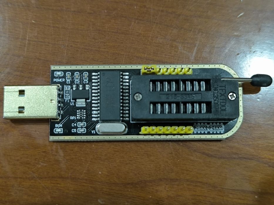 Программатор CH341B с прищепкой