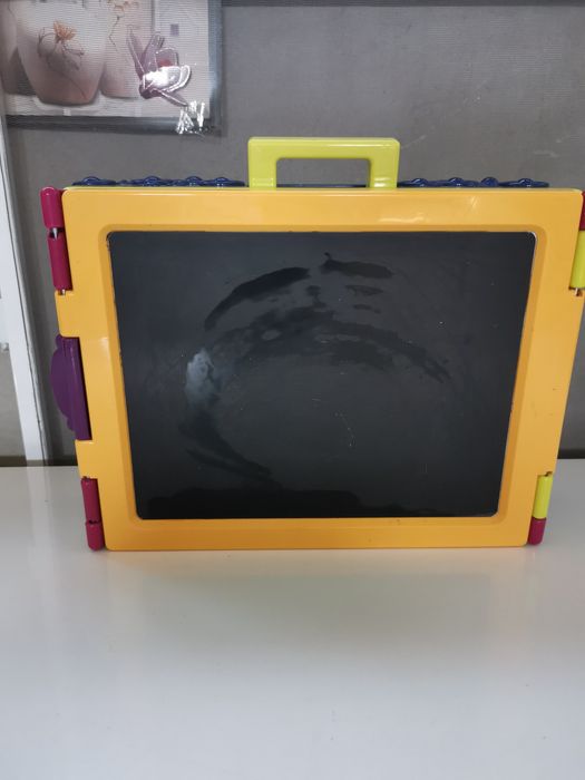 Tablă portabilă de scris cu markere și cretă B. Toys