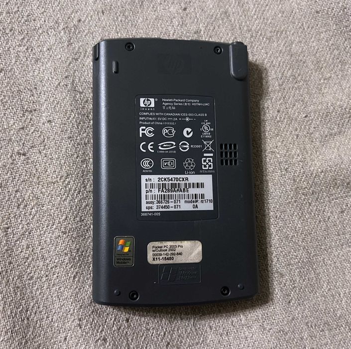 HP iPAQ rz1710 Pocket PC functional cu stylus fara incarcator