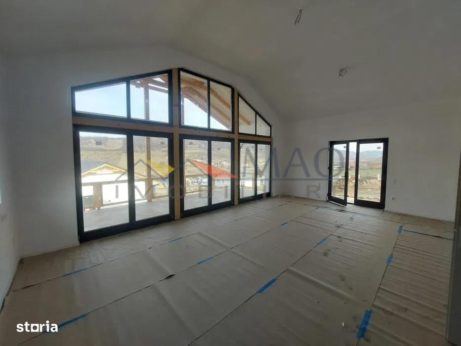 Spre vanzare, casa nou 4 camere