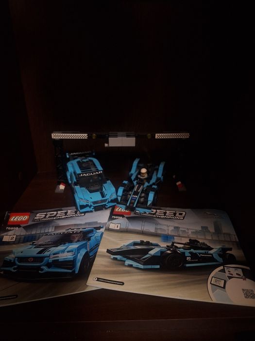 LEGO Speed Champions: Jaguarx2 , Mclaren si Lamborghini