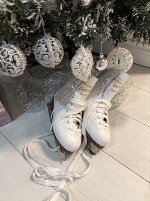 Фигурни кънки GRAF Davos Gold – размер 31