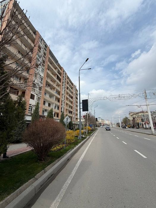 Продается 3х комнатная новасройка  Беруний