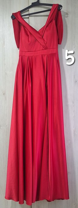 Vând rochii de ocazie