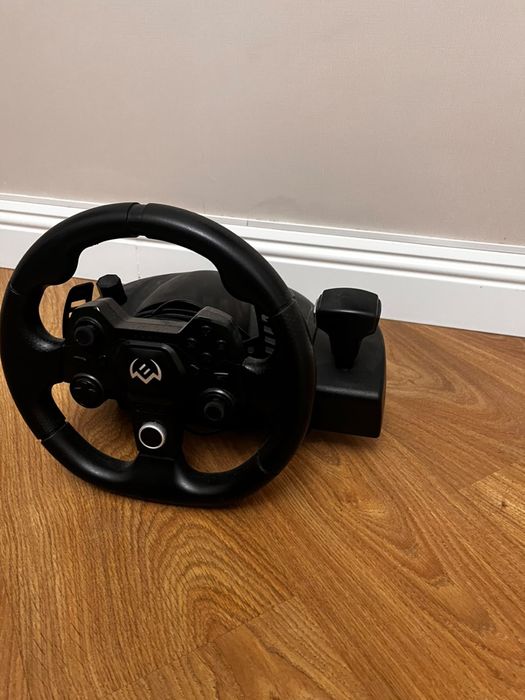 Игровой руль 270°, торг есть