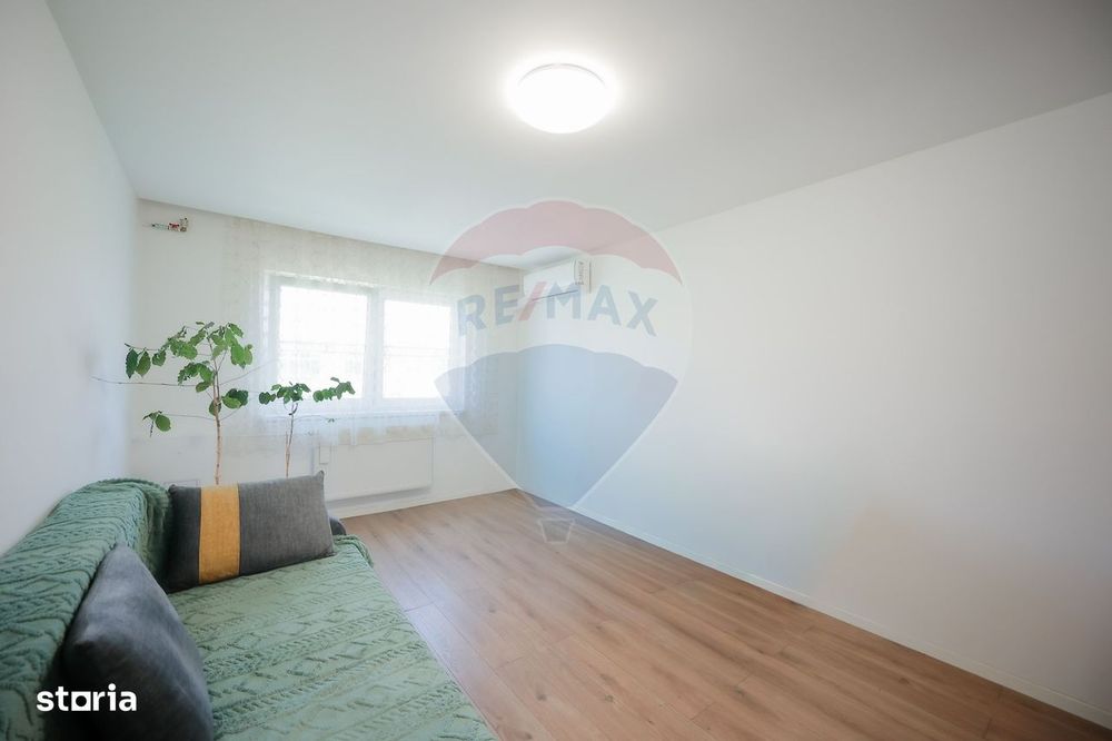 De vânzare apartament PB, 3 camere, Rogerius - RENOVAT COMPLET