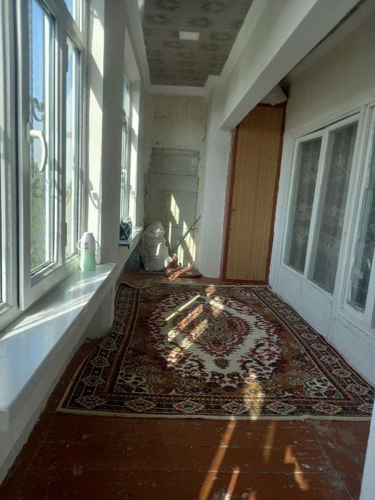 Qibray tumani, Ulug'bek shaharchasi, 3/6/9 kvartira sotiladi. Srochno