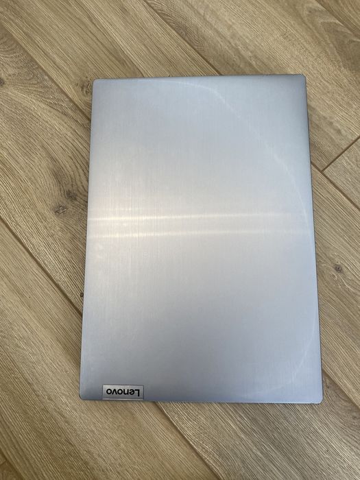 Срочно продаю ноутбук