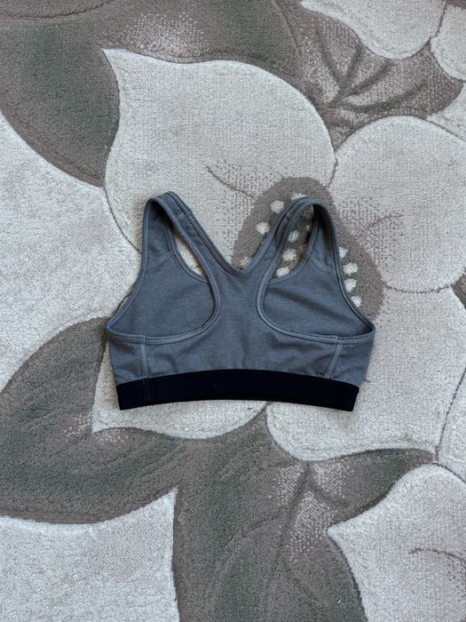 Дамско бюстие Nike