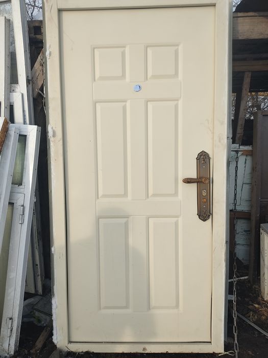 Акфа эшик ромлар сотилади холати яхши