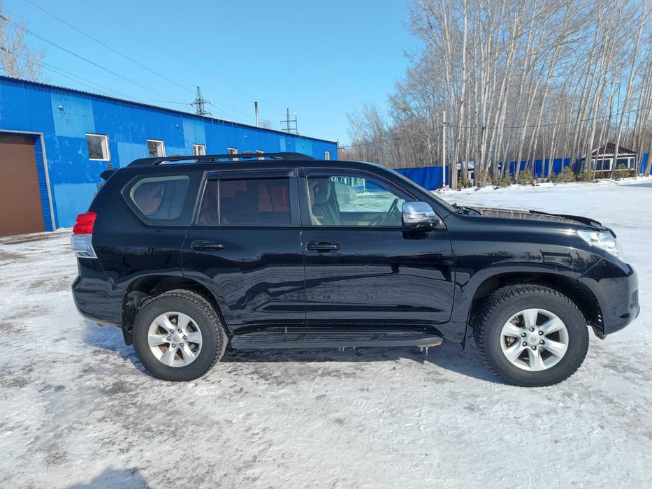 Продажа автомобиль Toyota Land Cruiser Prado 2010 г.