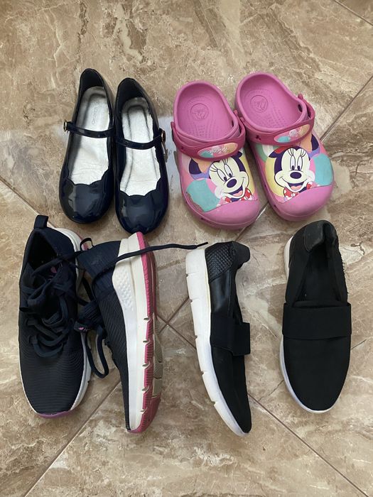 Сандали и маратонки 35 и 36 номер nike zara timberland skechers