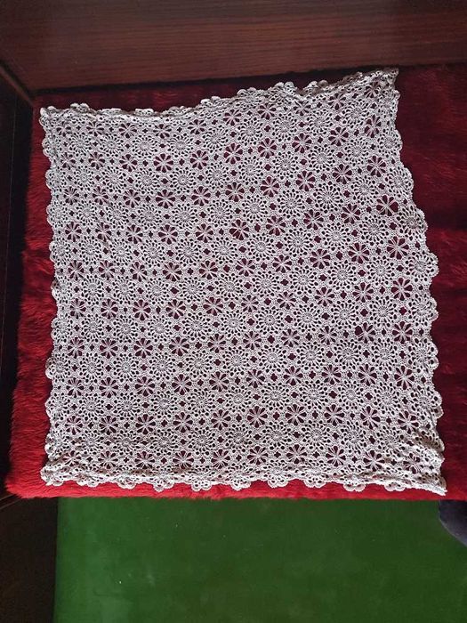 НОВА Покривка на 1 кука ръчна изработка квадратна