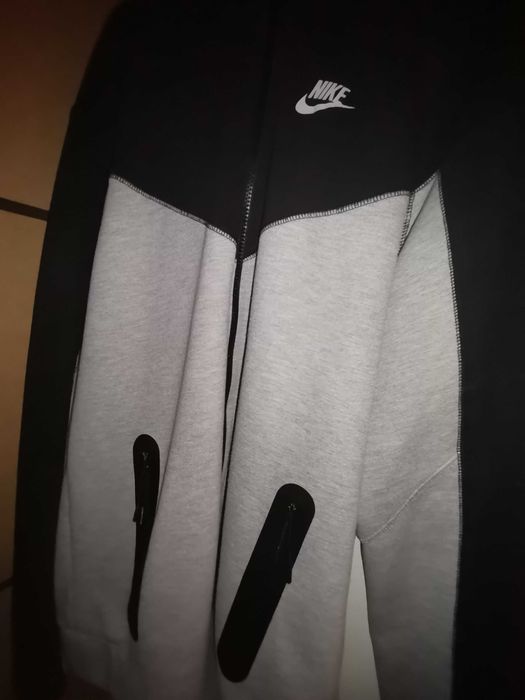 Nike tech fleece panda