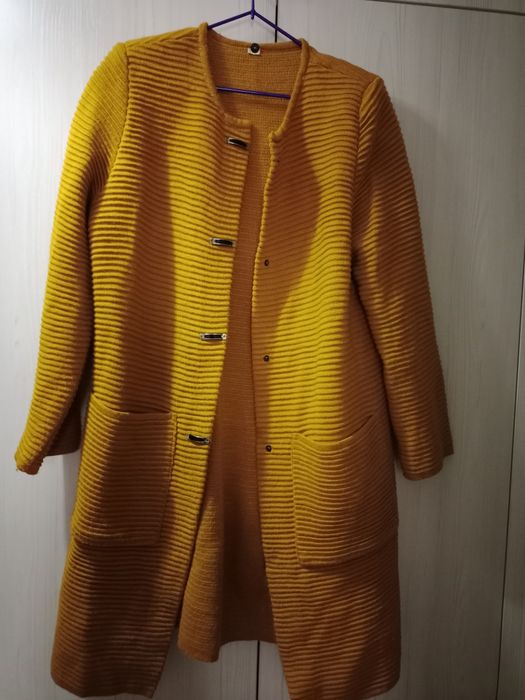 Продается верхняя одежда