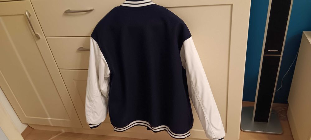 Бейзболно яке с апликации H&M