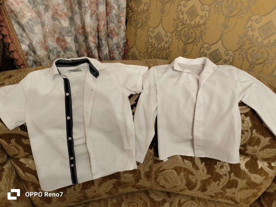 Продам школьные белые рубашки
