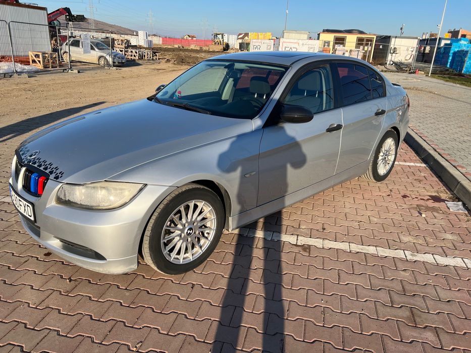 BMW E 90 Seria 320i