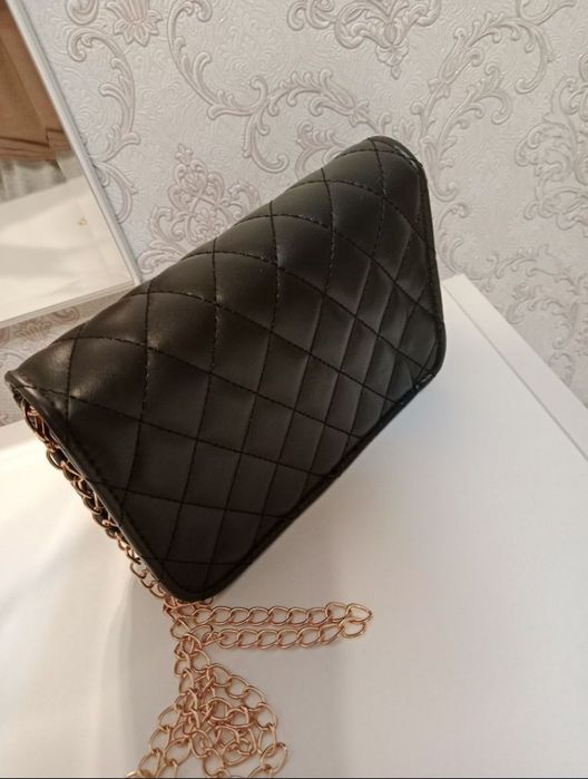 Женская сумка через плечо