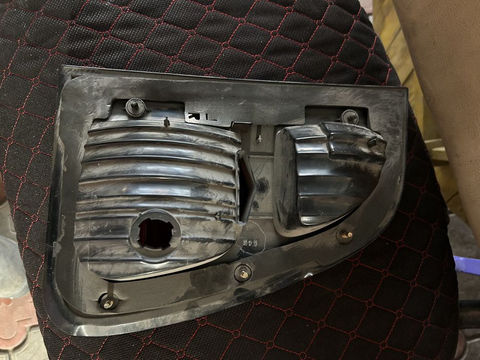 Задний фонарь Lexus 470