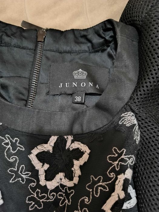 Черен топ JUNONA