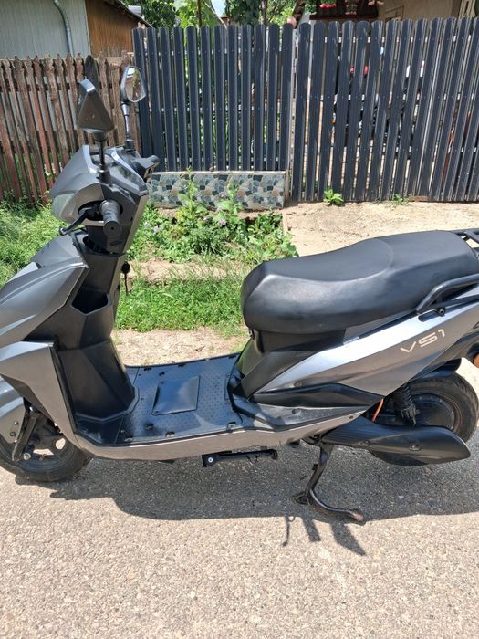 De vânzare Scuter electric