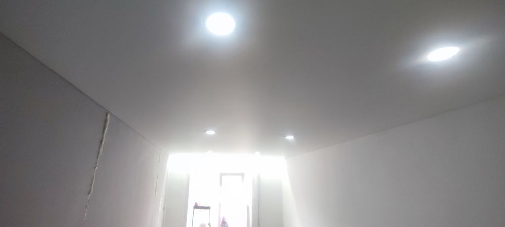 Натяжные потолки