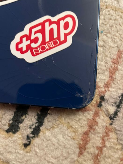 Аифон 12 сини.    Срочна