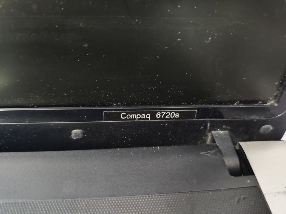 Ноутбук hp compaq