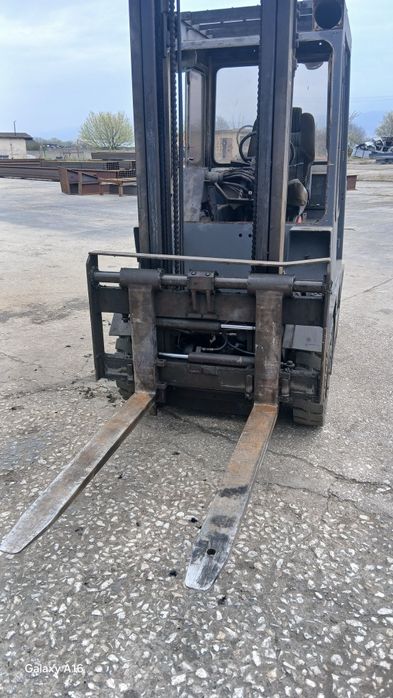 Мотокар газокар. 2500кг.