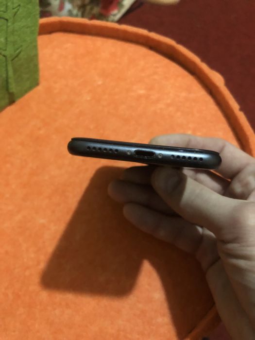 Iphone 8 в поностью рабочем состоянии