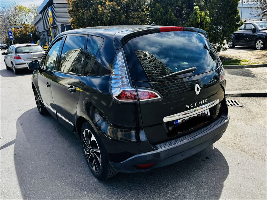 RENAULT Scenic