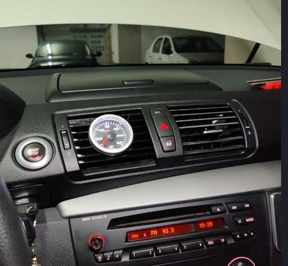 Стойки за измервателни уреди голф 4/5 и по поръчка