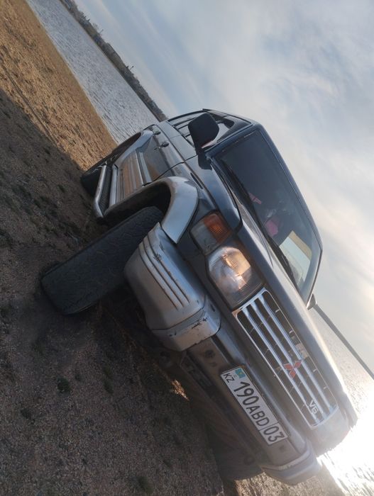 Продам Паджеро 2