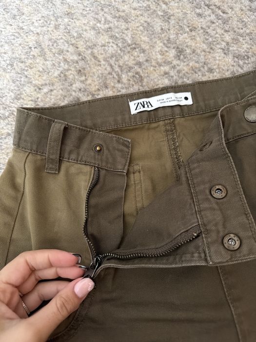 Дамски карго панталон Zara