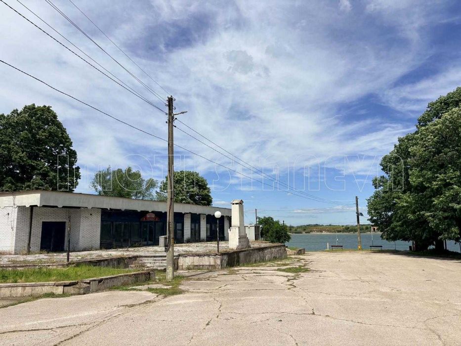 Продавам ресторант на брега на река Дунав