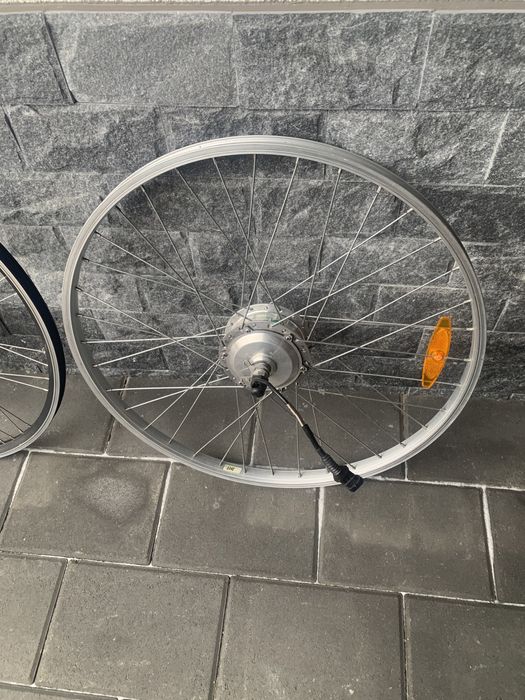 Vand 2 roti bicicleta