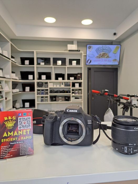 Aparat Foto Canon 2000D Amanet BKG