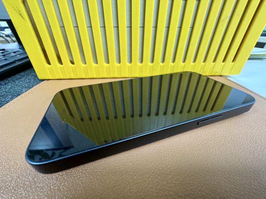 Iphone 13 mini  bleumarin inchis