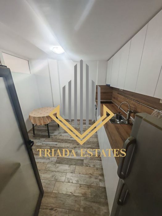 Дава се под наем Тристаен апартамент в Бургас, Център - 90 кв.м за 498.27 € - Снимка #7