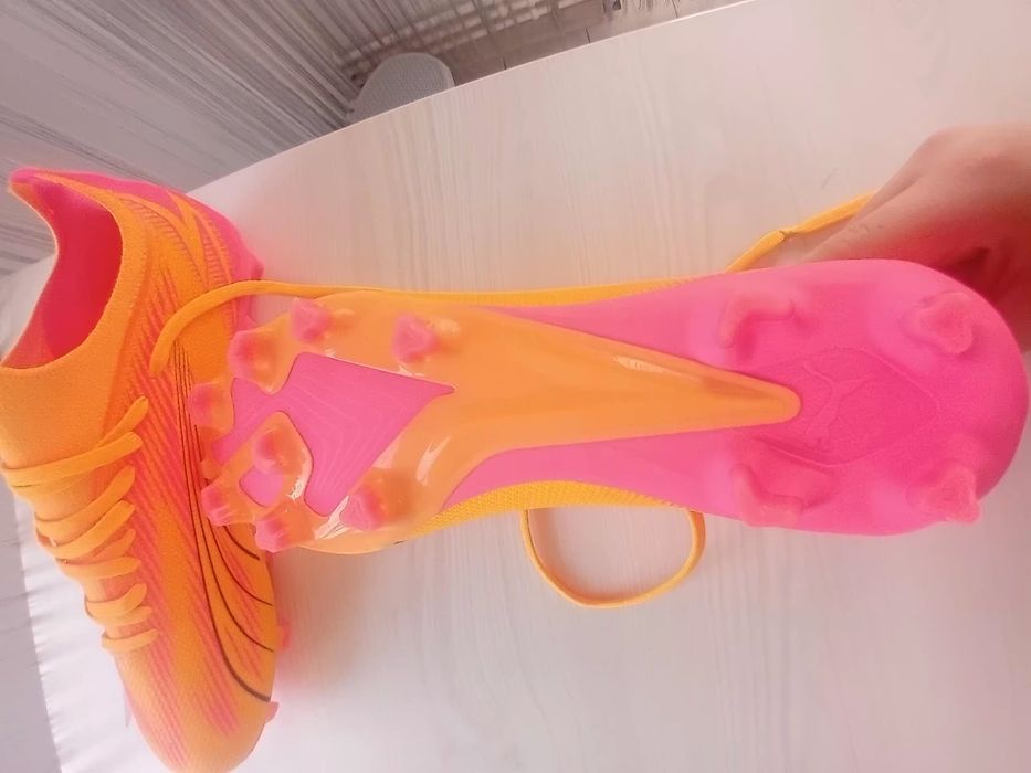 Vând ghete fotbal Puma Ultra Match