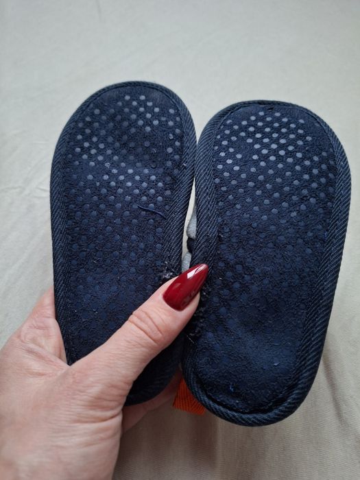 Нови домашни пантофи от H&M размер 24/25